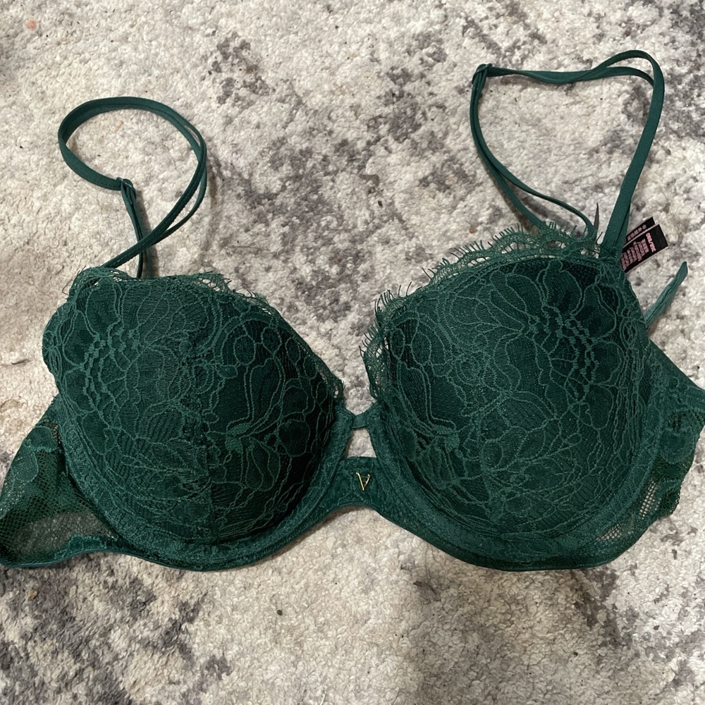 Victoria's Secret Deep Green Lace Bra